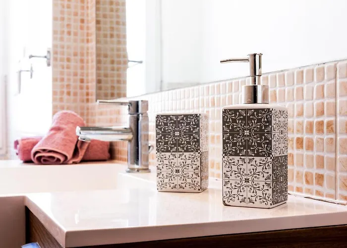 Guesthost - Migliarina Cozy 公寓 斯培西亚