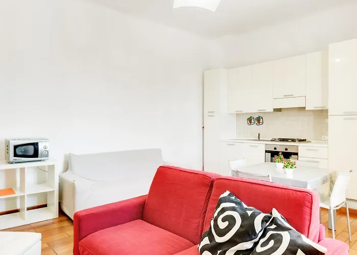 Guesthost - Migliarina Cozy Апартаменты